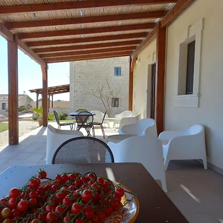 Emozioni Di Casa Barone Apart Otel *